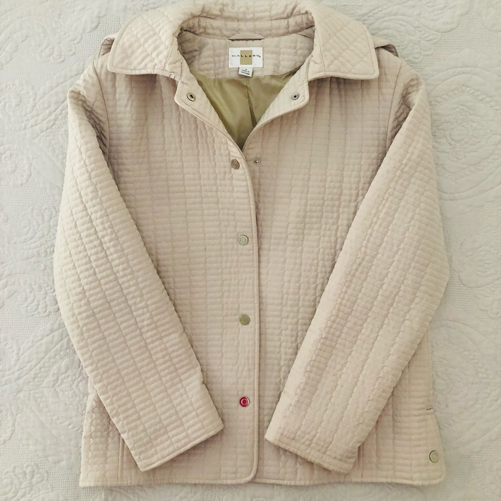Gallery Hooded Quilted Jacket